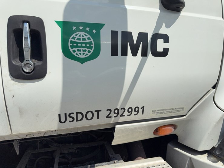 2015-international-prostar-image-39