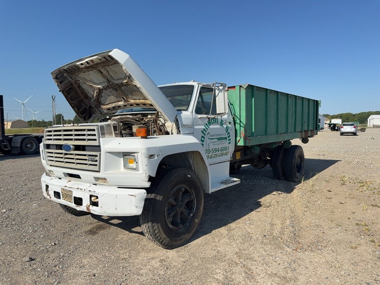 1989-ford-f700-image-1