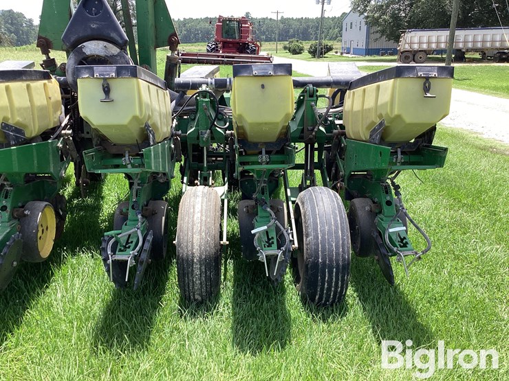 john-deere-1760-image-15
