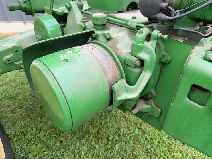 john-deere-b-image-21