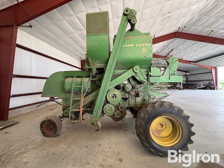 1959-john-deere-55-image-4