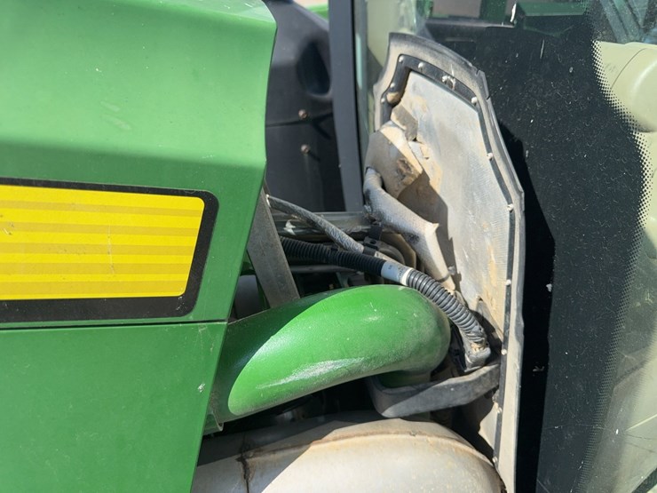 2016-john-deere-r4038-image-56