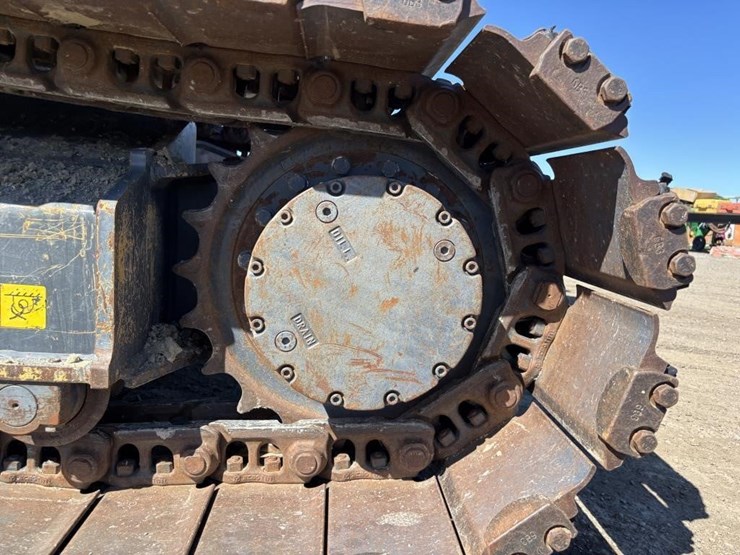 2023-xcmg-xe155ucr-hydraulic-excavator-image-25