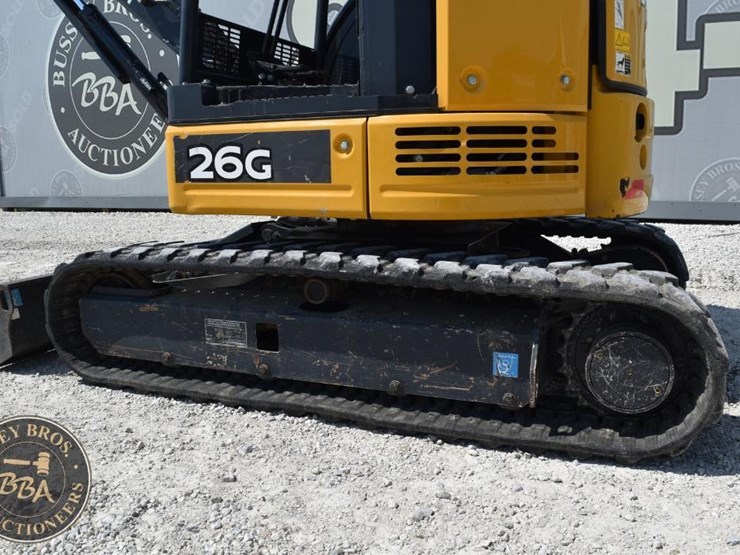 2020-deere-26g-image-35