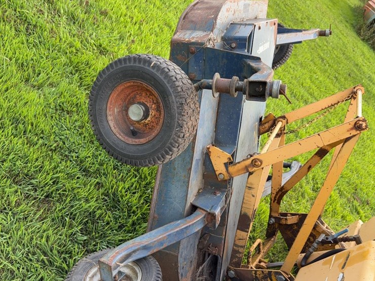 hustler-4400-commercial-mower-image-17
