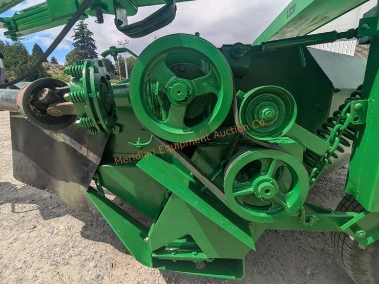 john-deere-1320-image-19