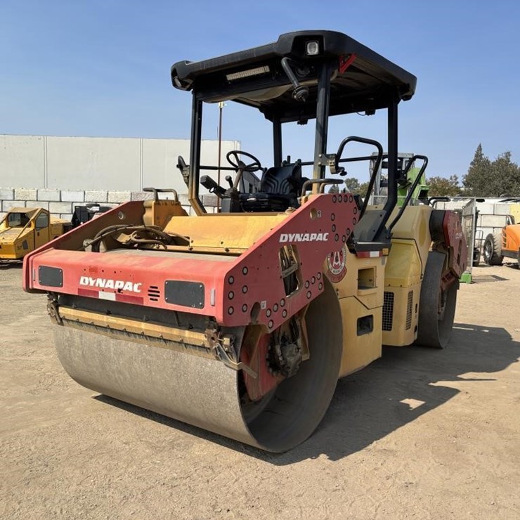 2012 DYNAPAC CC524HF