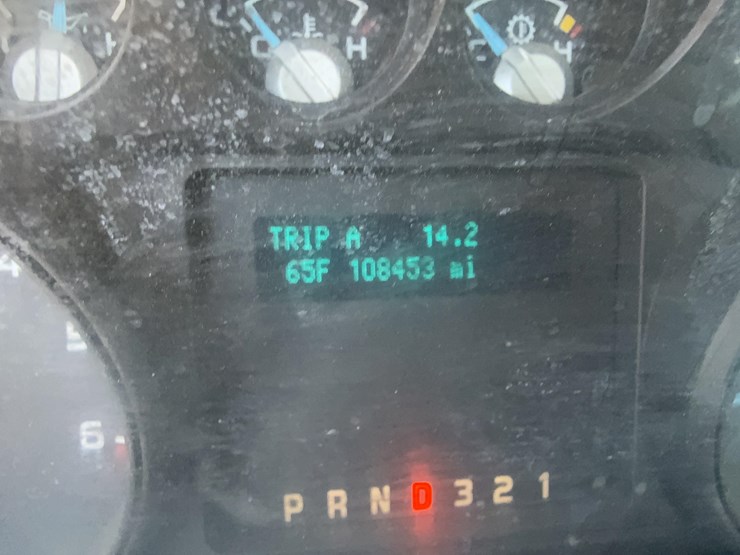 2011-ford-f550-image-24