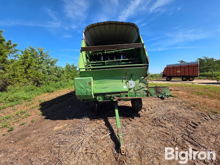 john-deere-716a-image-2