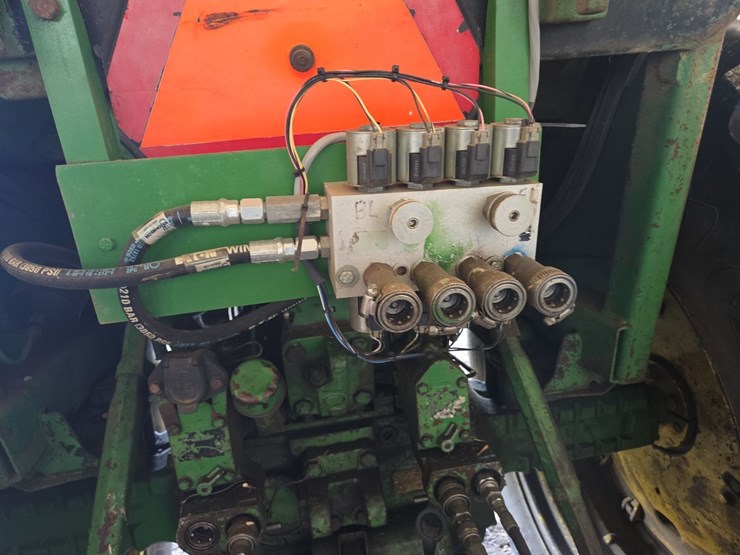 john-deere-4430-image-28