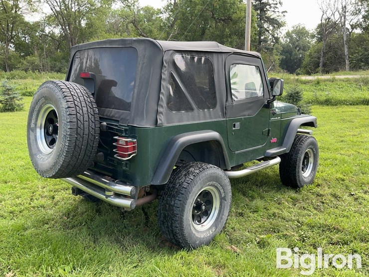 1999-jeep-wrangler-image-5
