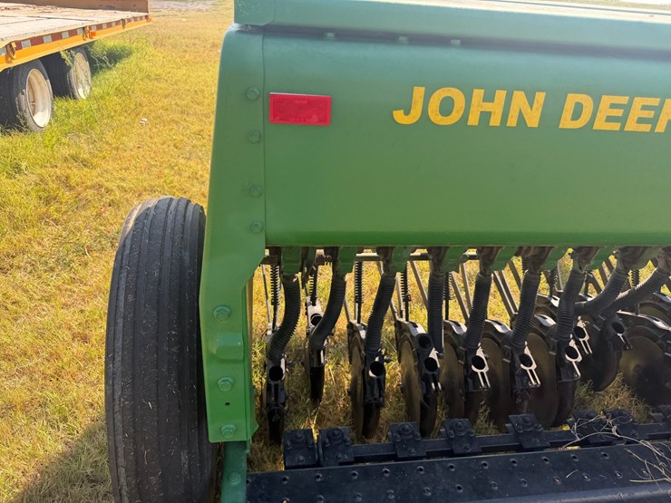 john-deere-8000-image-23