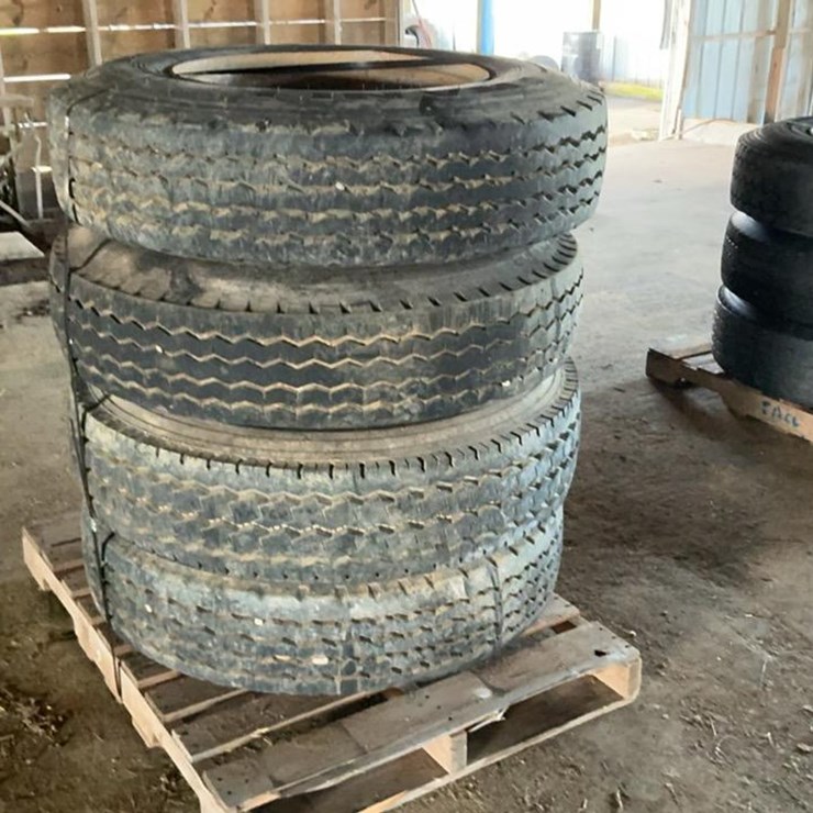 #650 • Trailer Tires and Rims