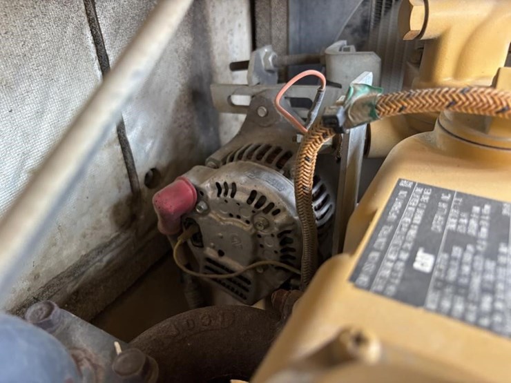 2015-caterpillar-303e-hydraulic-excavator-image-53
