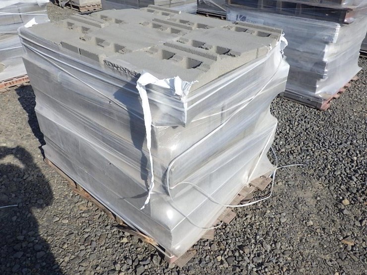 retaining-wall-6"-h-x-12"-d-x-17"-w-image-3