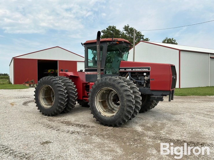 1992-case-ih-9230-image-3