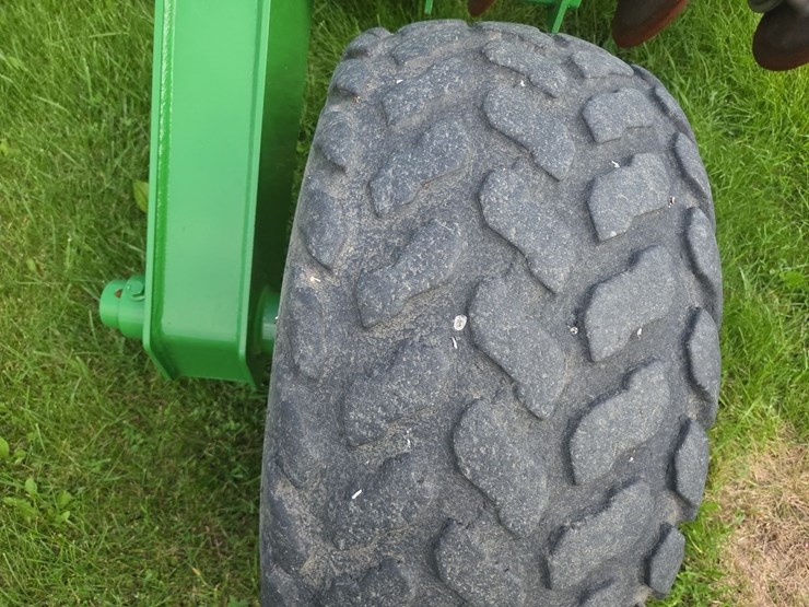 john-deere-1690-image-16