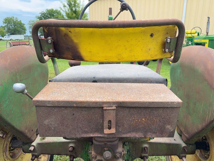 john-deere-b-image-33