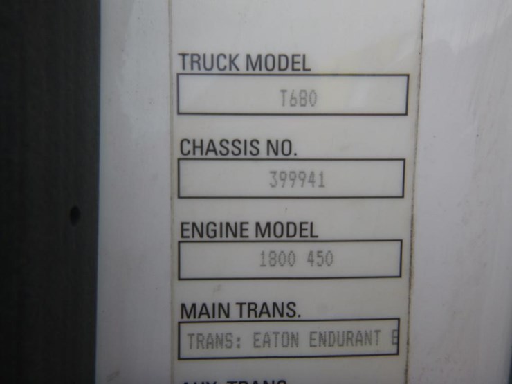 2020-kenworth-t680-image-29