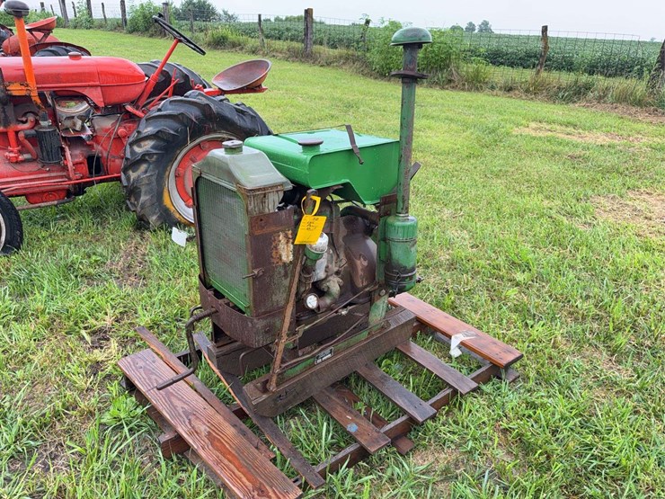 john-deere-luc-image-1