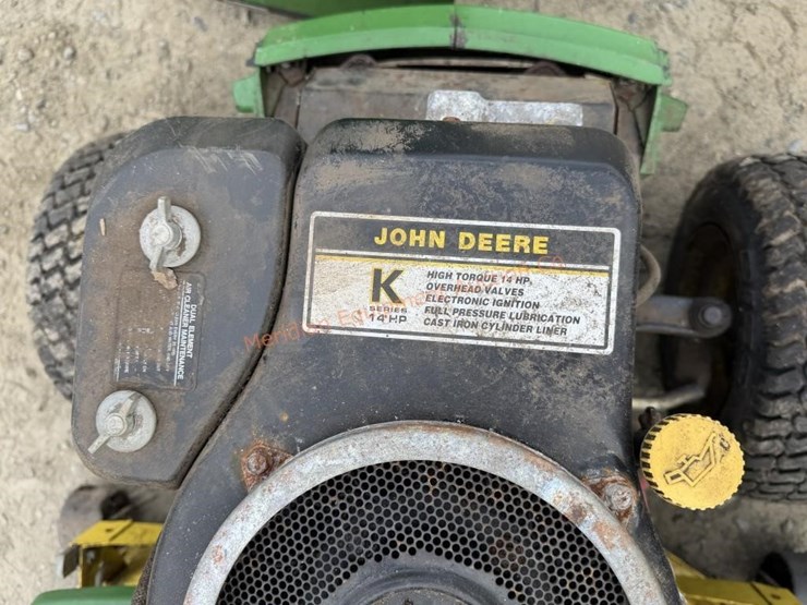 john-deere-gt242-image-15