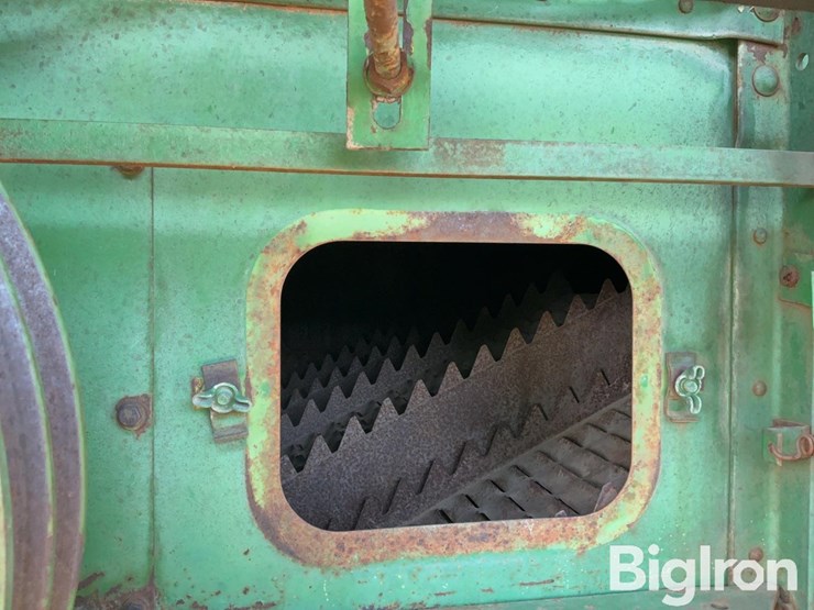 1969-john-deere-105-image-16