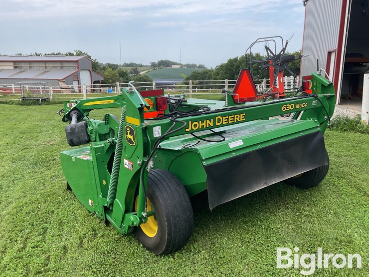 john-deere-630-image-7