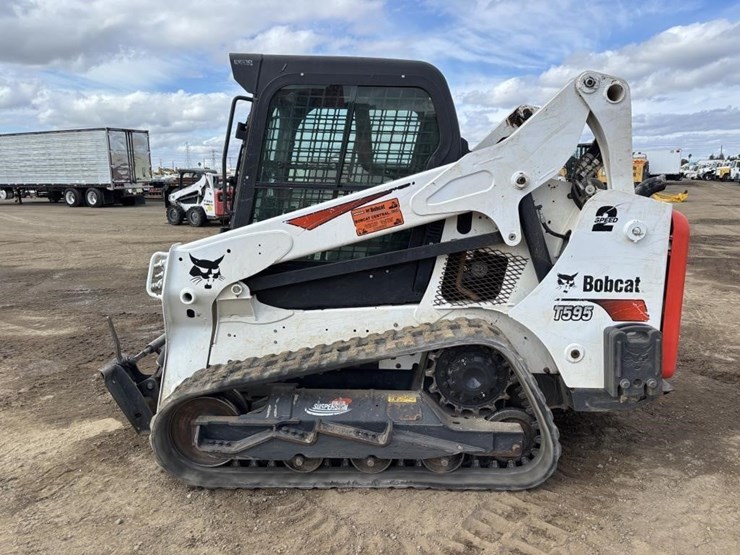 2017-bobcat-t595-image-5