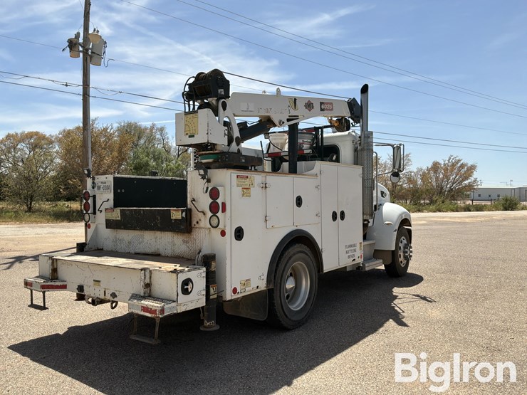 2008-peterbilt-335-image-5