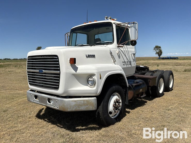1987-ford-l9000-image-1