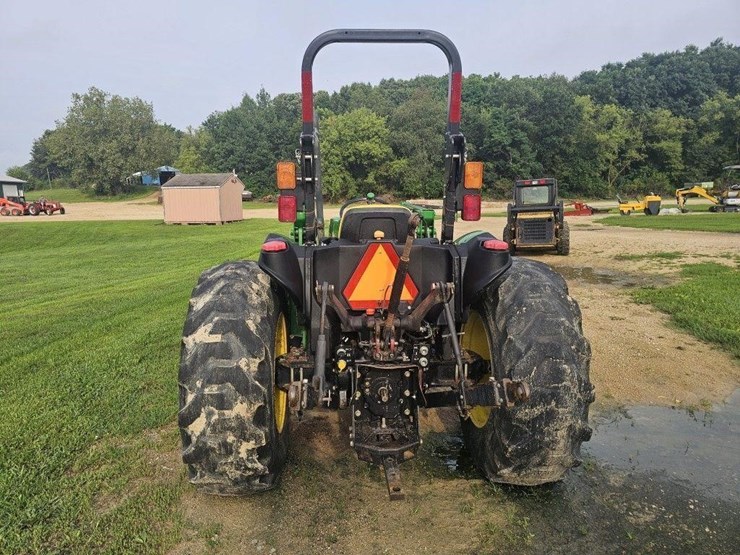 john-deere-5205-image-4