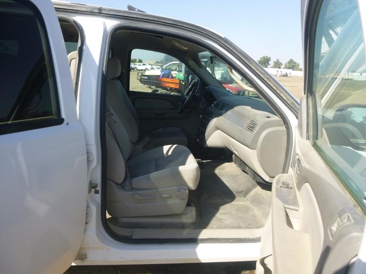 2009-chevrolet-tahoe-image-20