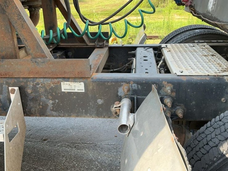 2012-international-prostar-image-26