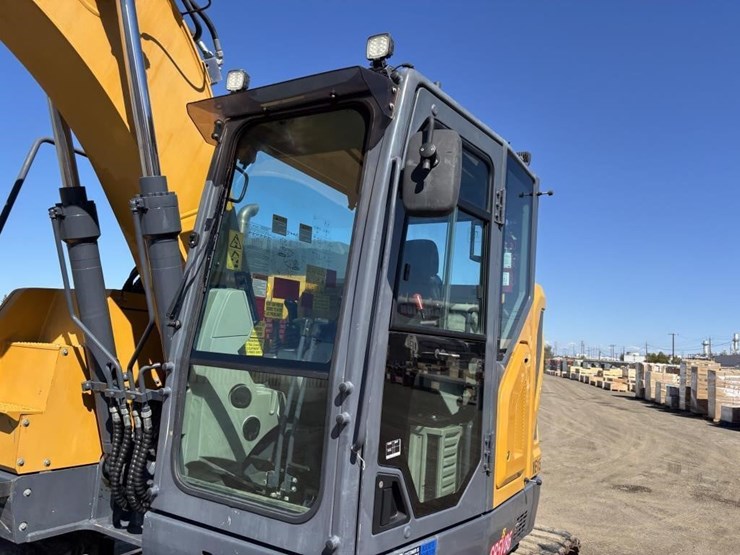 2023-xcmg-xe155ucr-hydraulic-excavator-image-28