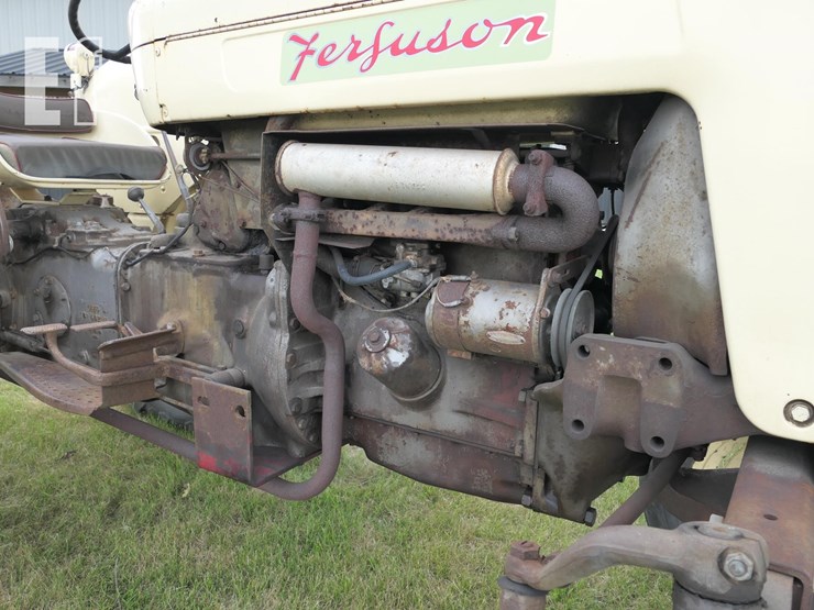 1956-ferguson-f40h-image-9