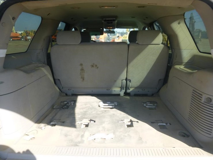 2009-chevrolet-tahoe-image-26