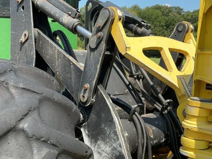 2013-deere-843k-image-46