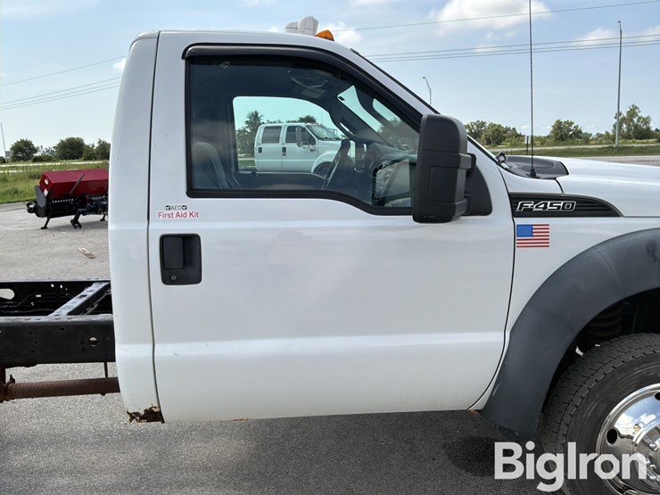 2011-ford-f450-image-11