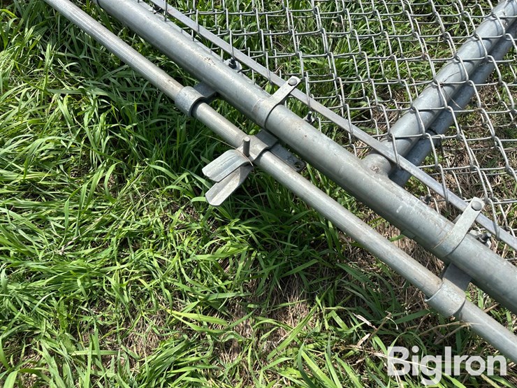 chain-link-fence-gates-image-16