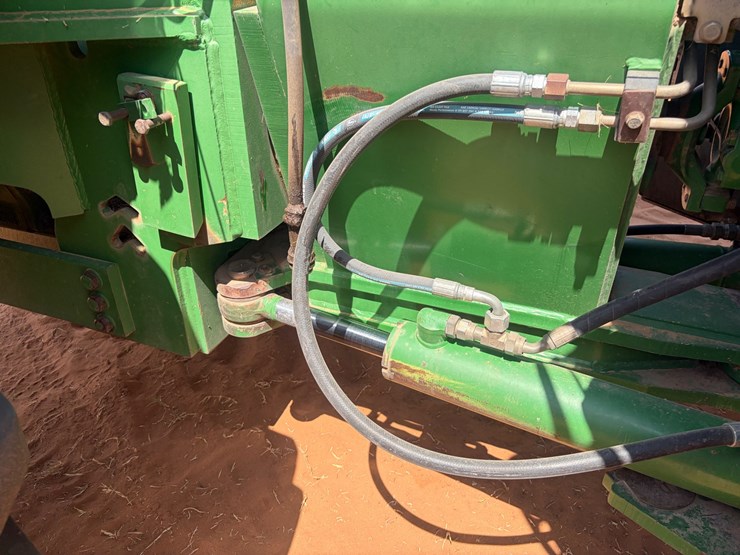 2000-john-deere-9300-image-10