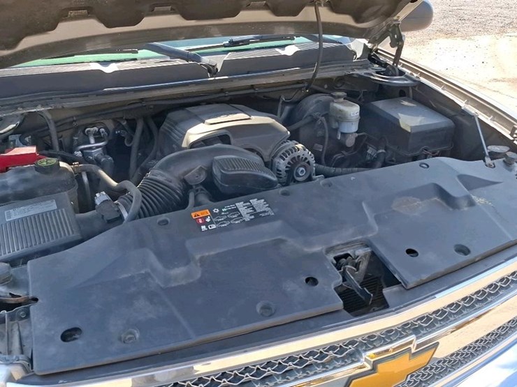 2013-chevrolet-1500-image-17
