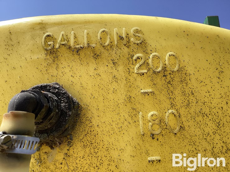 2002-summers-80'-pull-type-sprayer-image-18