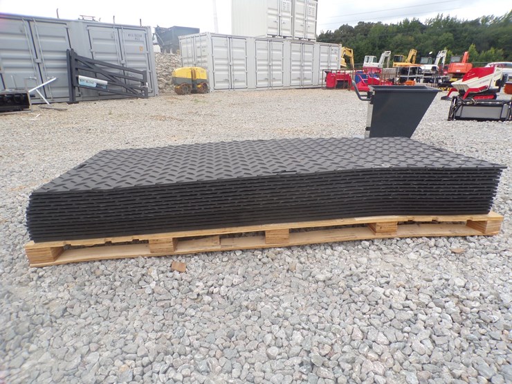 #2119-•-heavy-duty-rubber-mats---qty-15-mats---8'lx4'w-image-4