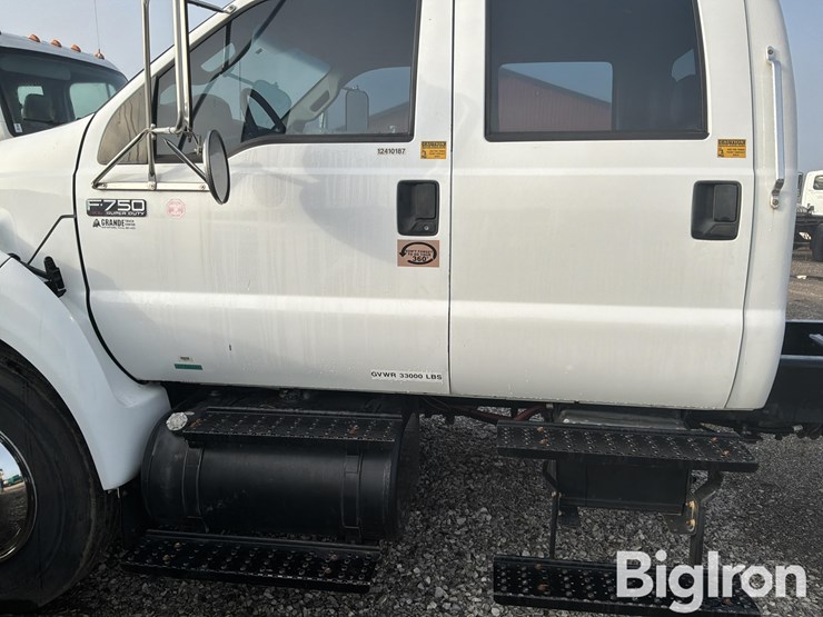 2012-ford-f750-image-18