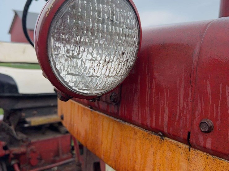 farmall-504-image-26
