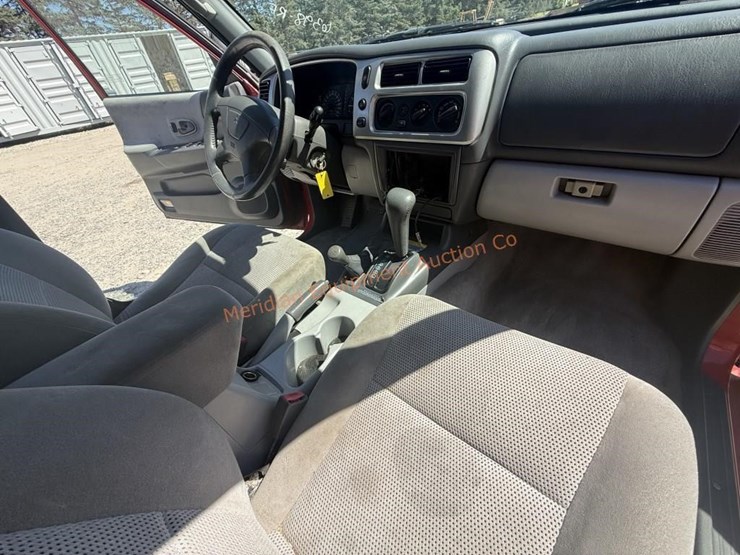 2001-mitsubishi-montero-sport-image-38