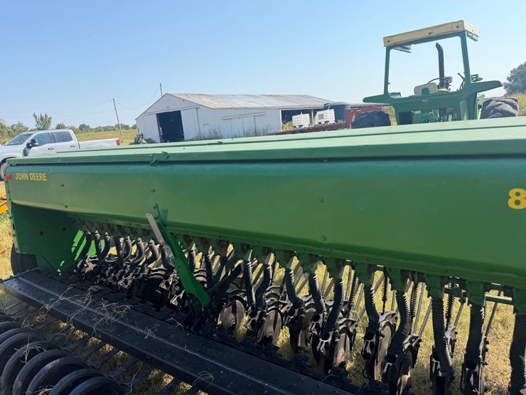 john-deere-8000-image-12