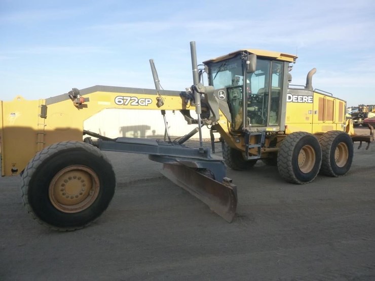 2012-deere-672gp-image-2