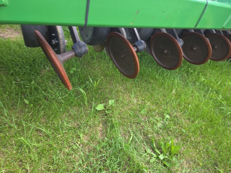 john-deere-1690-image-29