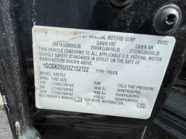 2003-chevrolet-2500-image-28